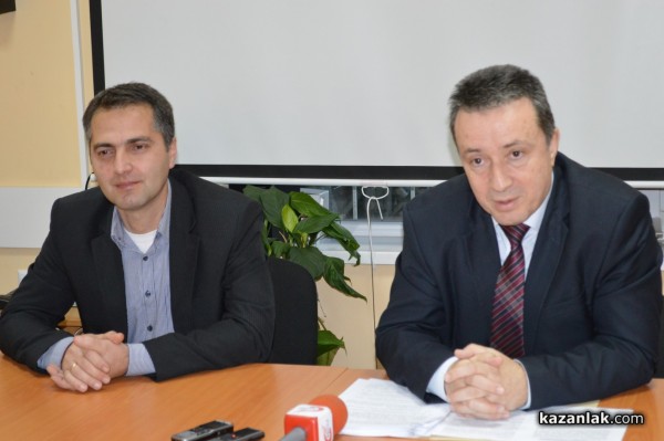 Янаки Стоилов дойде в Казанлък за да сплотява местната БСП организация / Новини от Казанлък