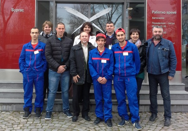Дванадесетокласници на ПГТТМ Казанлък станаха втори на регионало състезание / Новини от Казанлък