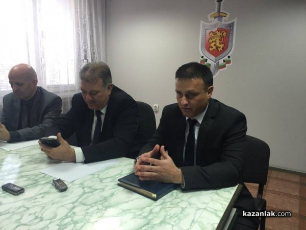 Главният секретар на МВР представи новия директор на Полицията в Стара Загора / Новини от Казанлък