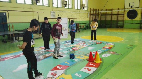 Деца и родители ще играят „Помогни човече“ в парк „Розариум“ / Новини от Казанлък