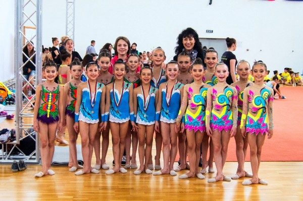  Казанлъшките състезателки по художествена гимнастика с медали от Пловдив и Стара Загора / Новини от Казанлък