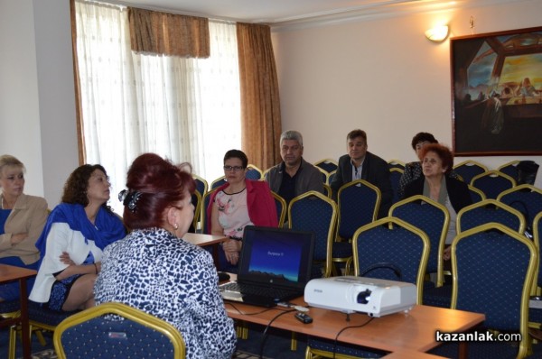 РЗИ проведе семинар за хотелиери и ресторантьори в Казанлък / Новини от Казанлък