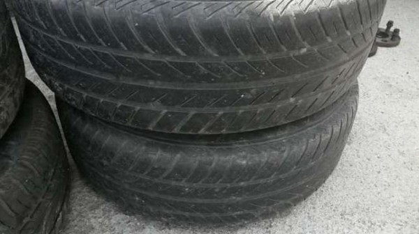 Задържаха непълнолетни за кражба на гуми  и джанти от гараж в Казанлък / Новини от Казанлък