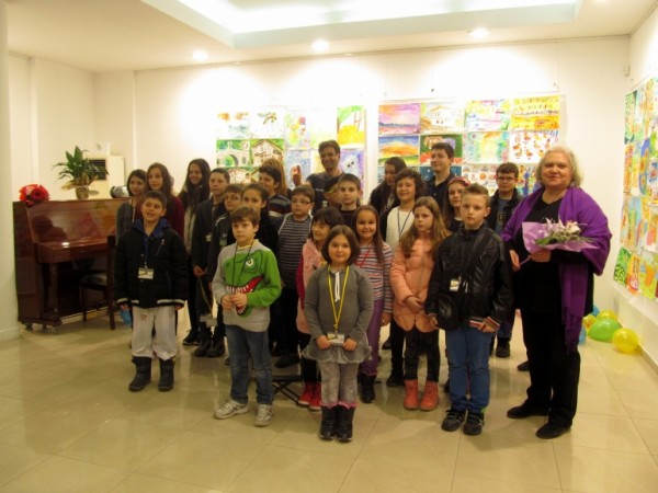 Школа „Ренина” открива своята шеста годишна изложба / Новини от Казанлък