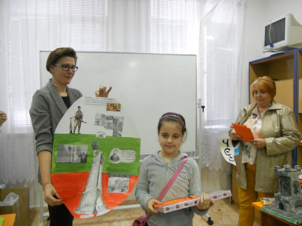 76 ученика участваха в конкурса на ОУ “Паисий Хилендарски“ за 3 март / Новини от Казанлък