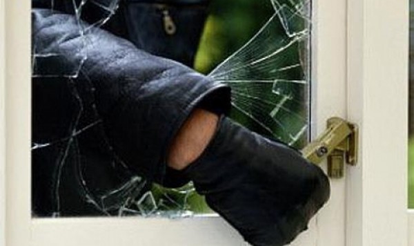 Полицията разкри непълнолетен, обрал къща в Дъбово / Новини от Казанлък