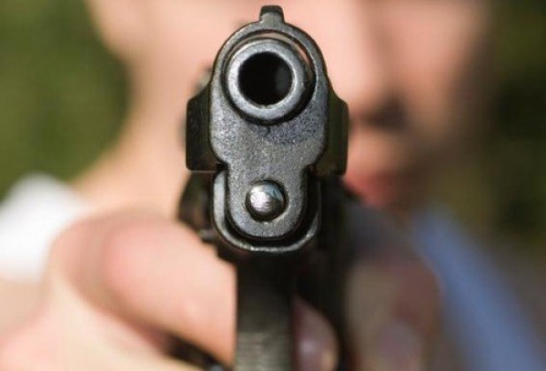 Баща прострелял 16-годишния си син в Скобелево / Новини от Казанлък