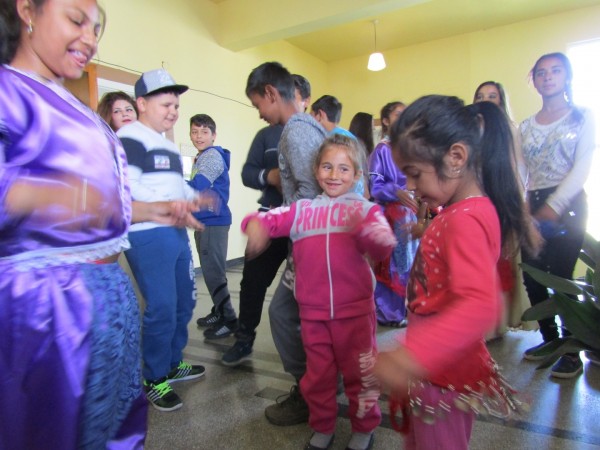 В Хаджидимитрово отпразнуваха денят на ромите / Новини от Казанлък