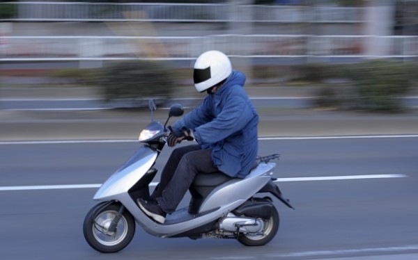 Хванаха двама шофьори с нерегистрирани мотопеди в Казанлък / Новини от Казанлък