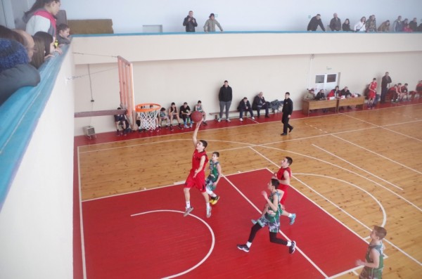 Баскетболистите на „Розова долина“ спечелиха домакинството на квалификационен турнир / Новини от Казанлък