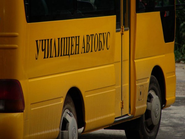 62 деца от общината ще пътуват до средищни училища за новата учебна година / Новини от Казанлък