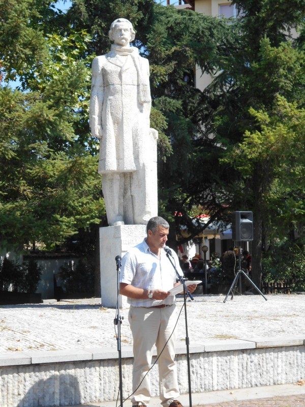 БСП-Казанлък иска кметът да ремонтира паметника на Георги Кирков / Новини от Казанлък