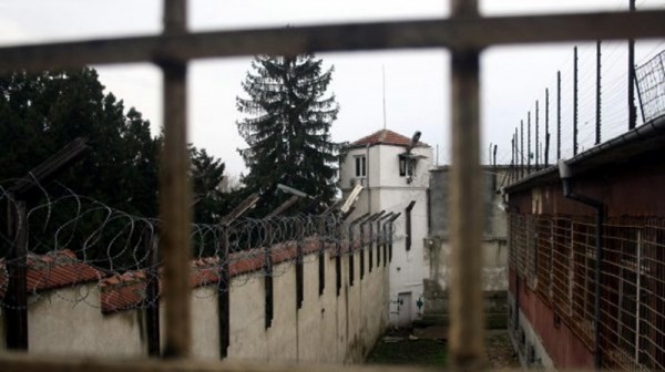 Прокуратурата иска по-тежък режим за избягалия затворник / Новини от Казанлък