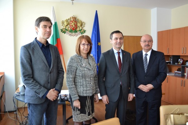 Кметът на Казанлък се срещна с Генералния консул на Турция / Новини от Казанлък