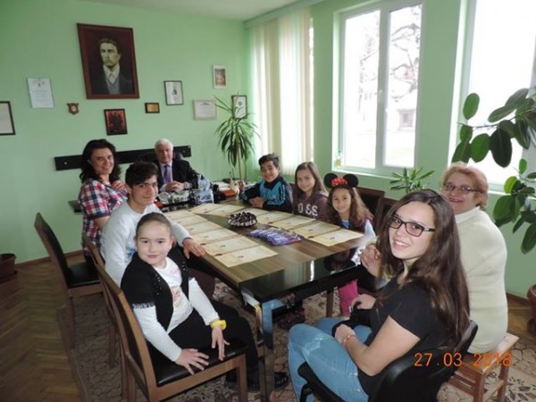 Кметът на Енина се срещна с талантите от НЧ “Братство“ / Новини от Казанлък