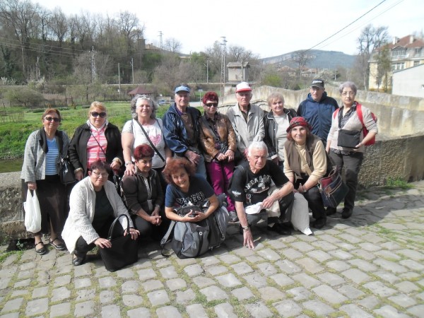 Ветерани-туристи разказват за посещението си до Дряново / Новини от Казанлък