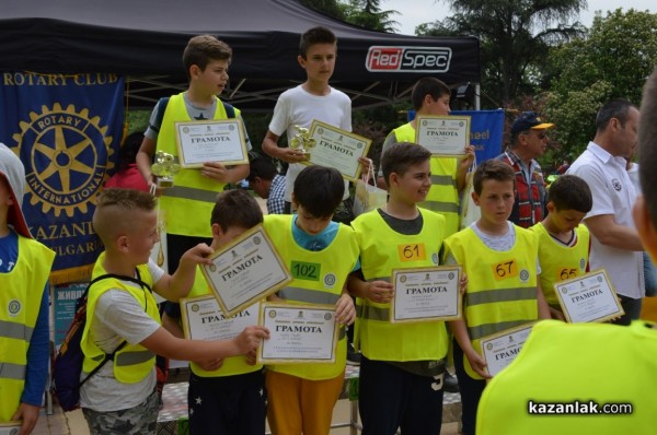 Млади велосипедисти премериха сили на вело празника / Новини от Казанлък