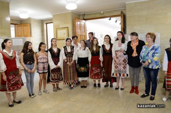 Български шевици бяха показани в музей „Чудомир“ / Новини от Казанлък