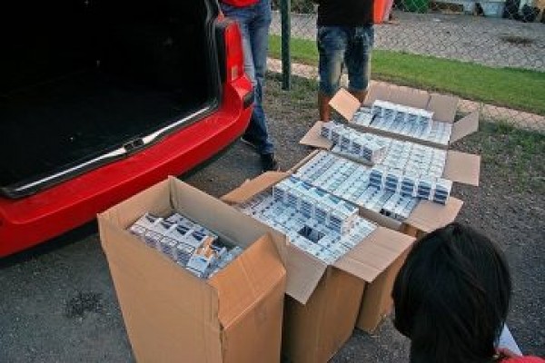 40 000 къса контрабандни цигари бяха заловени от Полицията вчера / Новини от Казанлък