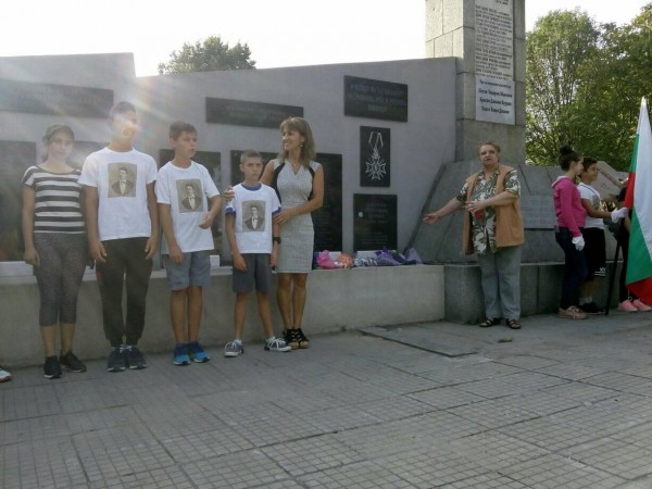В Енина почетоха Независимостта на България / Новини от Казанлък