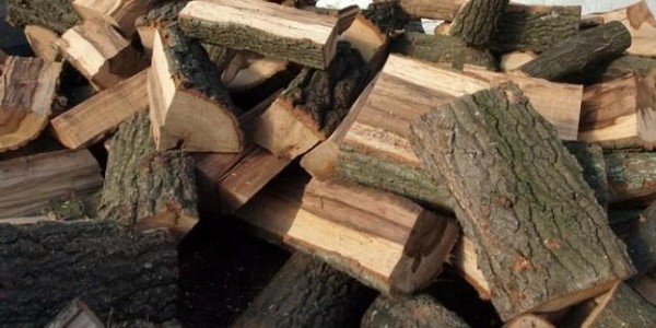 Жена се сдоби с бързо производство за кубик незконни дърва  / Новини от Казанлък
