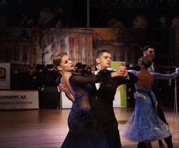 Танцьорите Стоян Петров и Елис Табакова се класираха на финал / Новини от Казанлък