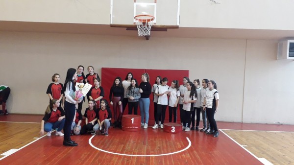 Финал на Общинското първенство по баскетбол за 5-7 клас / Новини от Казанлък