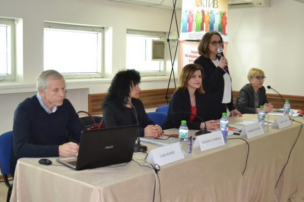 В Казанлък започна 6-та Национална среща на общинските предприятия и търговски дружества / Новини от Казанлък