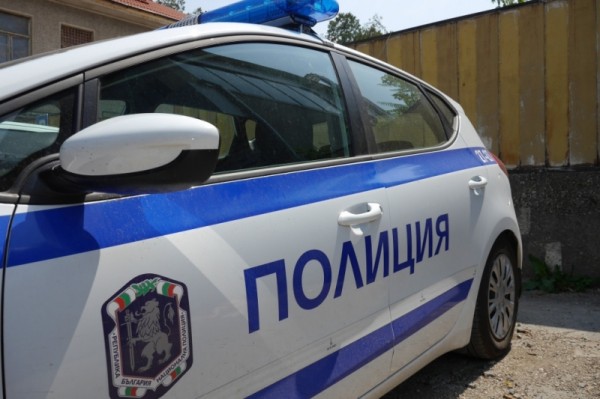 Хванаха двама тийнейджъри, откраднали кола в Зимница / Новини от Казанлък