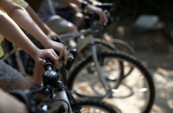 Хванаха младежи, задигнали велосипеди от блок в Казанлък / Новини от Казанлък