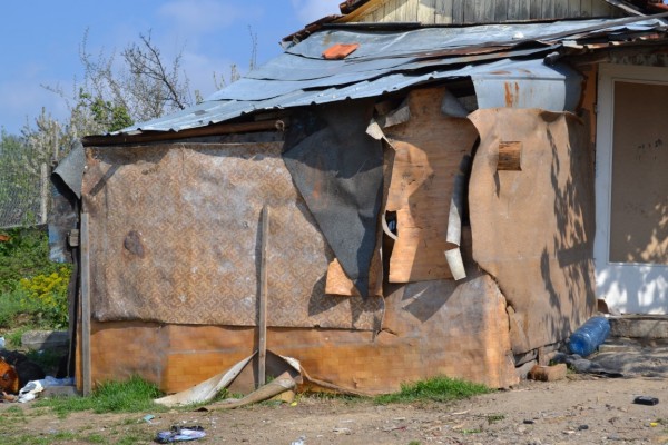 Община и Полиция на проверки за незаконни постройки в Старите лозя и Кармен / Новини от Казанлък
