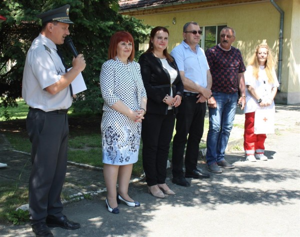 Наградиха победителите в състезанието за защита при бедствия и пожари / Новини от Казанлък