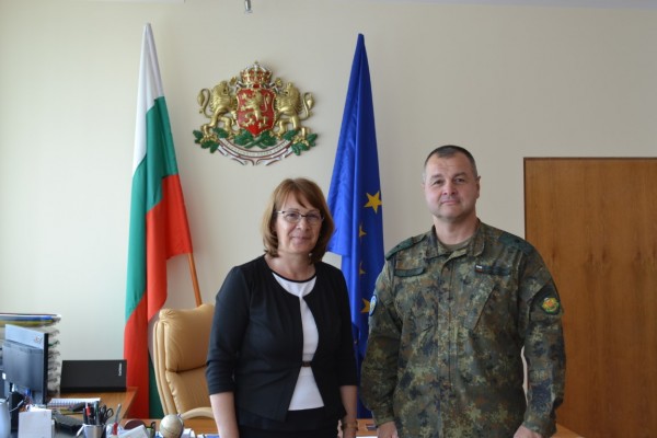 Кметът се срещна с новия командир на 61 Стрямска механизирана бригада / Новини от Казанлък