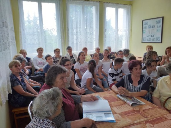 Енинци се събраха да почетат 100-годишнината от рождението на Христо Диманов / Новини от Казанлък