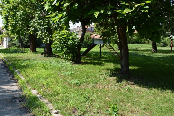 Ново парково пространство на мястото на Дервишевата градинка / Новини от Казанлък