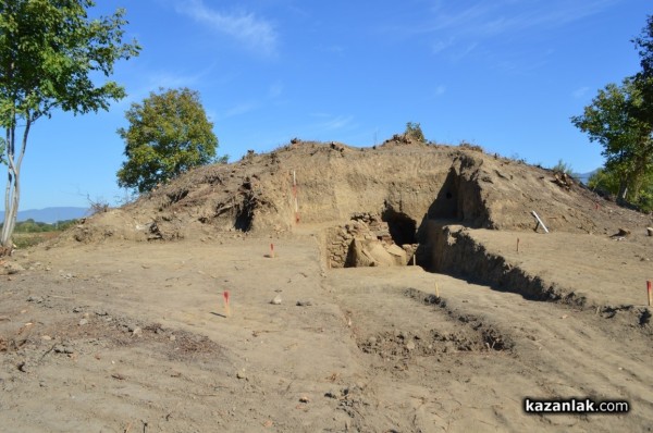 Подновяват разкопките на гробницата край Розово / Новини от Казанлък
