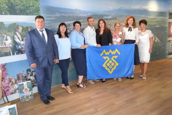 Среща в Общината с делегация от побратимения руски град Толиати / Новини от Казанлък