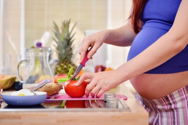 Безплатна лекция ще учи майките на правилно хранене по време на бременност / Новини от Казанлък