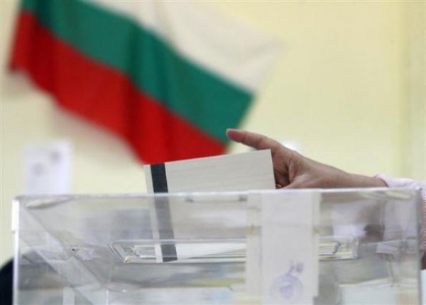 46 кандидат-кметове за 16 кметства ще спорят в местните избори / Новини от Казанлък