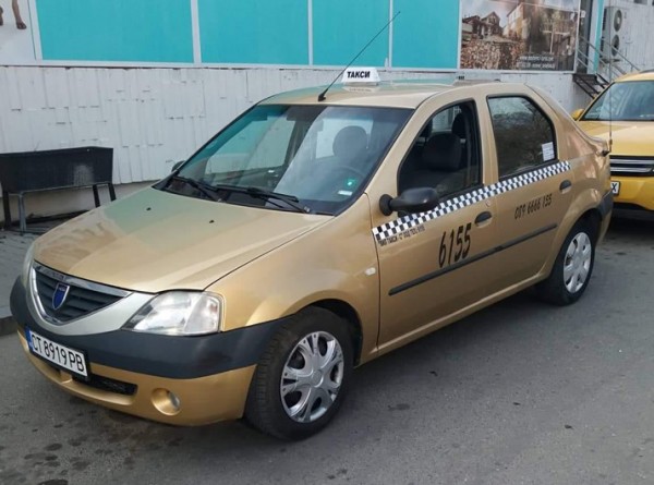 Таксиметров шофьор се включва в кампанията за Стефко / Новини от Казанлък