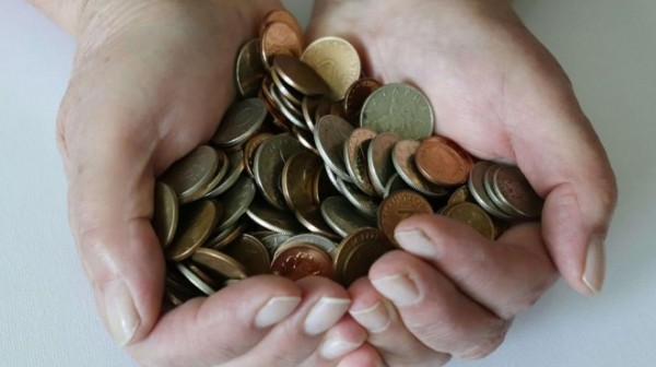 Крадци “работиха“ и “заработиха“ 300 лева на монети само за ден / Новини от Казанлък