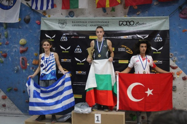 Казанлъчанин стана балкански шампион по катерене / Новини от Казанлък