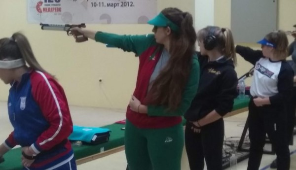 Симона Милева на крачка от медал от турнир по стрелба в Сърбия / Новини от Казанлък