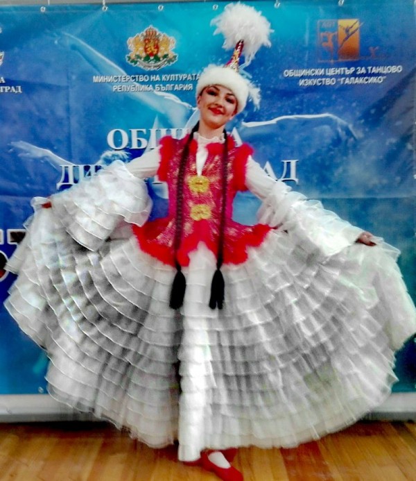 Димитровград посрещна с отличия балерините от “Грация“ / Новини от Казанлък