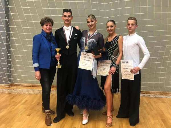 Казанлъшките школи по танци отново на челните места в страната / Новини от Казанлък