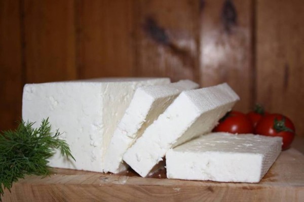 БАБХ откри високо съдържание на немлечна мазнина в сирене / Новини от Казанлък