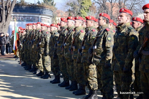 Обявен е конкурс за войници към Сухопътните войски / Новини от Казанлък