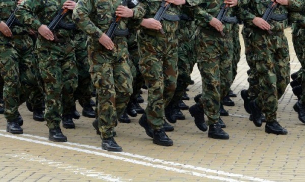 Военните в готовност за подкрепа на МВР / Новини от Казанлък