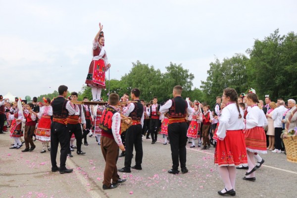 Фестивалът на розата през 2021 г. ще се проведе на 4, 5 и 6 юни / Новини от Казанлък
