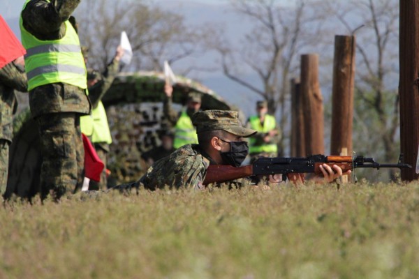 Военни се състезаваха за “Най-добър снайперски тим” / Новини от Казанлък